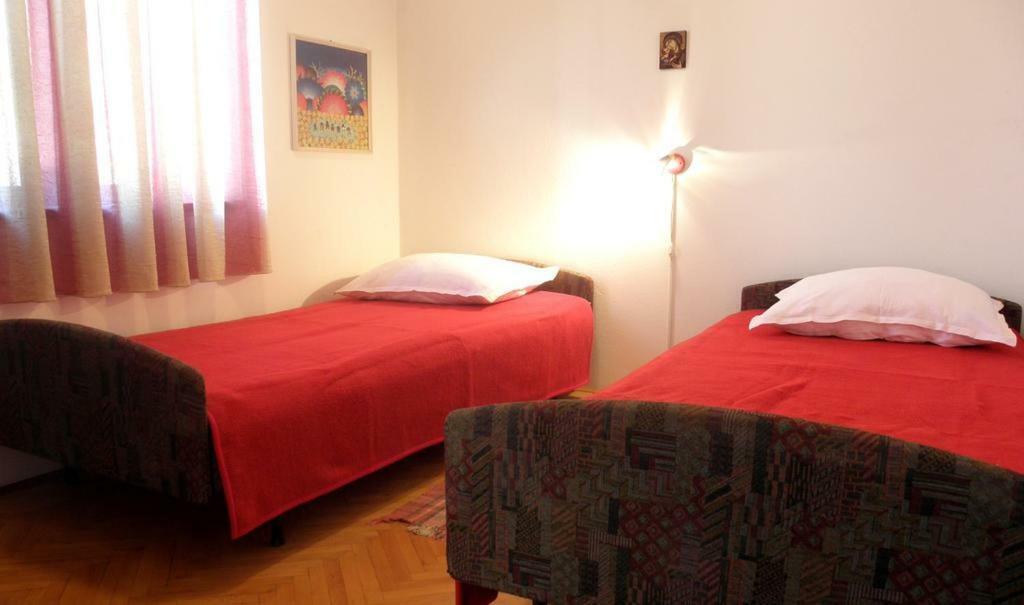 Apartmani Volga Petrčane Exterior foto